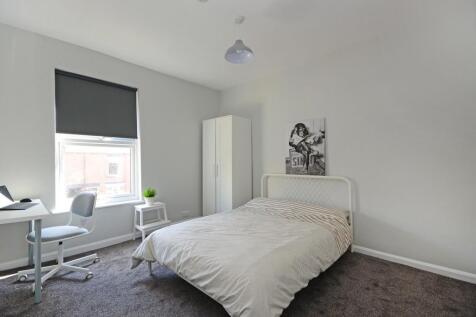 90 Alderson Road North - STUDENT PROPERTY photo 5