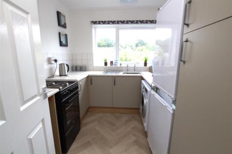 KITCHEN.jpg