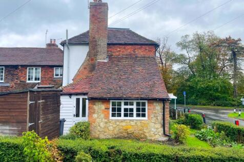 Pluckley Road, Bethersden, Ashford TN26 3DD photo 2