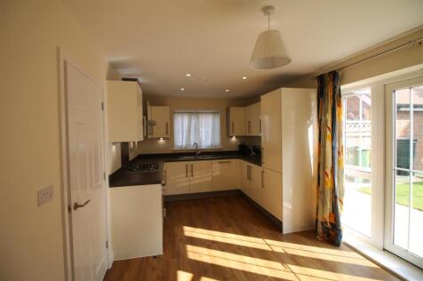 Kilnwood Close, Faygate, Horsham photo 3