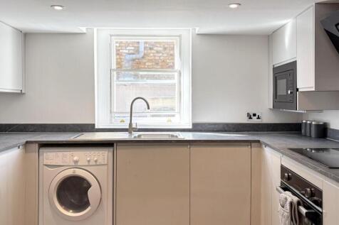 Earl's Court Road, SW5 photo 3