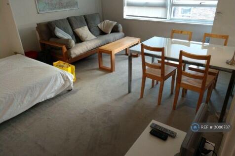 Studio Room