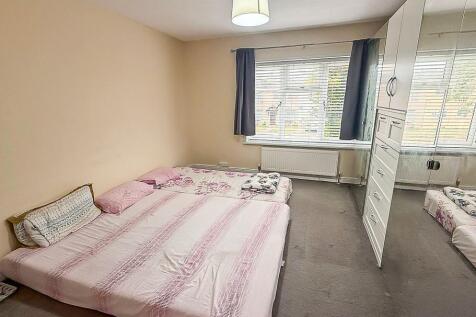 Neville Shaw, Basildon photo 5
