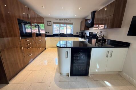 Kitchen Main Aspect