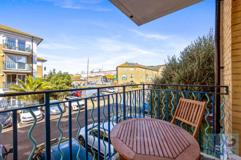 The Strand, Merto...