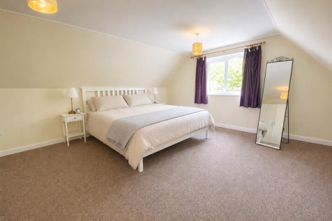 Bedroom 4.png