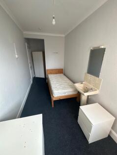Room 4 Russell Terrace, CV31 1HE photo 4