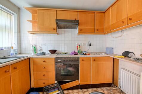9 Cann Hall Drive-1.jpg