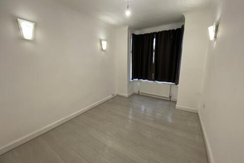 72A Waverley - Livin