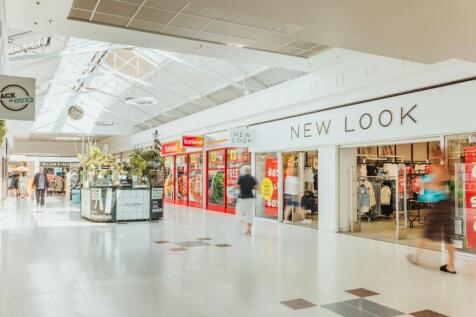 Retail Property (Shopping Centre) to rent Image 7