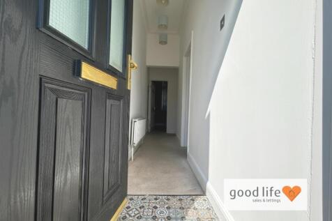 ENTRANCE HALL.jpg