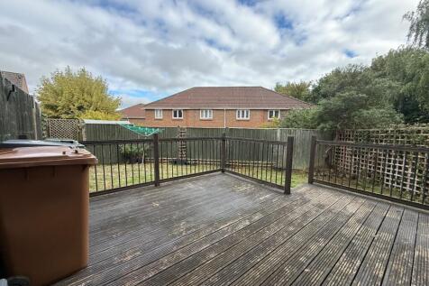Lubeck Drive, Andover, Hampshire photo 4