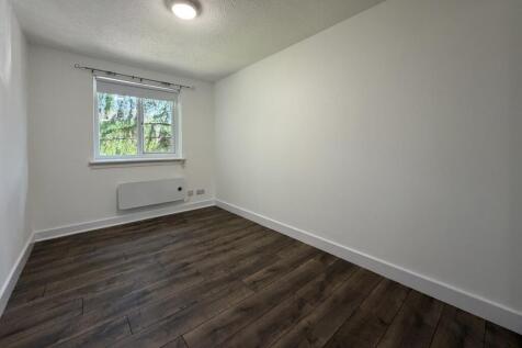 Maclean Drive, Bellshill, North Lanarkshire, ML4 photo 4