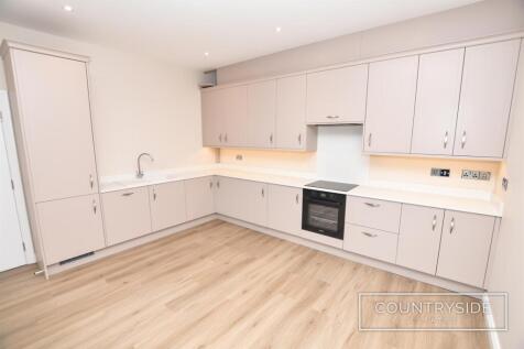 High Road, Benfleet photo 4