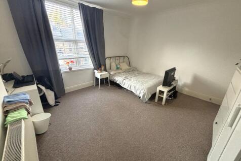 231 Springvale Road, Crookes photo 3