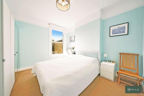 24 Linden Avenue ...