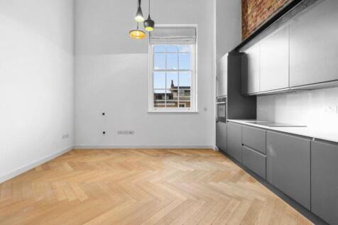 2. Kitchen.JPG