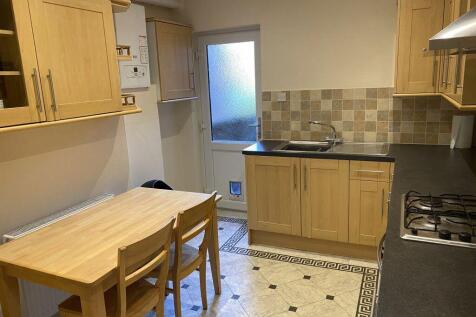 48 Ashfield Rd, Hale, Cheshire, WA15 9QL photo 5