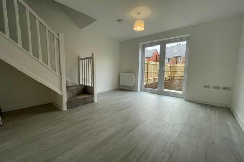Finch Close, Salisbury, SP2 photo 3