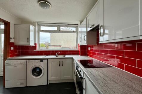 Hume Drive, Bothwell, G71 photo 3