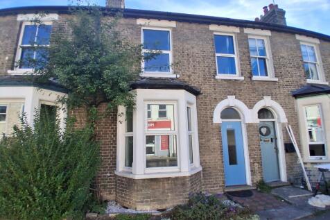 1-bed flat on Mill Road, Cambridge, £700/mo