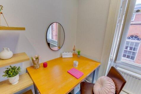 st-james-s-street-ng1-6fj-958794