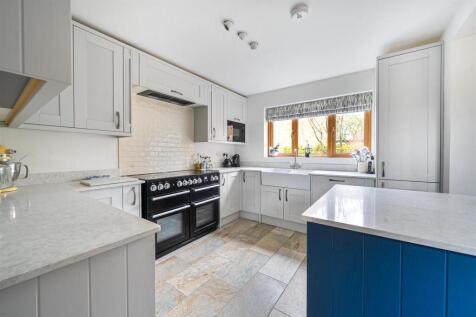 Winterberry House, 5 Church Lane, Cold Higham