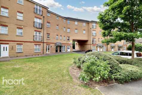 Ilford, IG1 - property photo