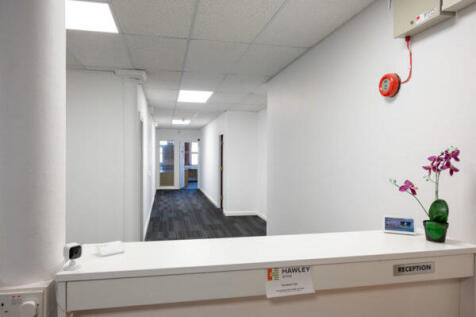 Office to rent Image 4