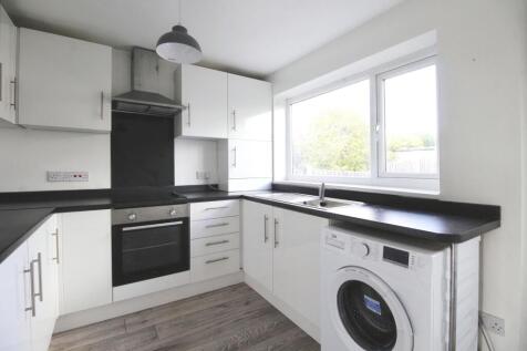 Strauss Crescent, Maltby, Rotherham, South Yorkshire, S66 photo 4