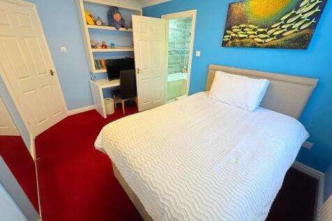 Facetune_11-07-20...