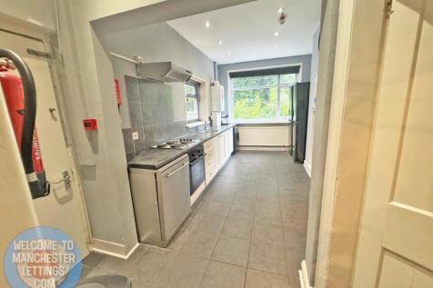 Albion Road Manchester, M14 6LU photo 3