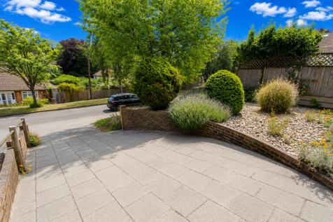 driveway.png