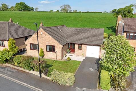 Harrogate, HG3 - property photo