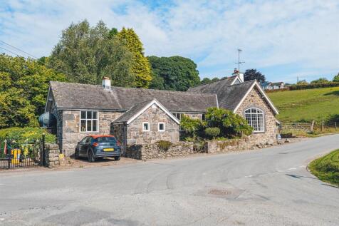 McC - Church House, Pontrobert-05.jpg