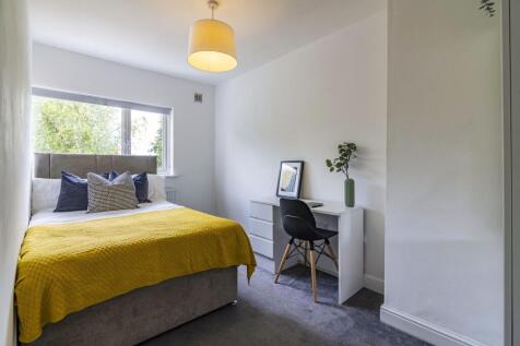 4 Double Bedrooms