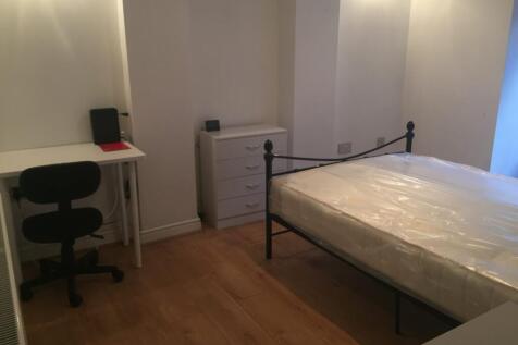 West End // Yarborough Rd // 2 Bed & 2 Bath // August 2027 photo 3