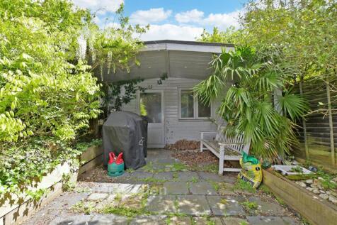 Workshop/Outbuildings