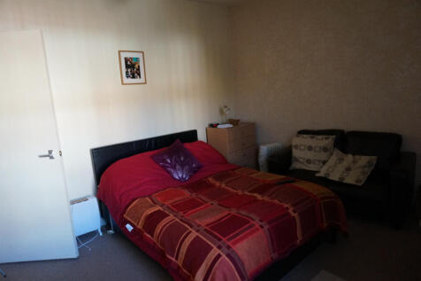 Ashby Square, Loughborough photo 2