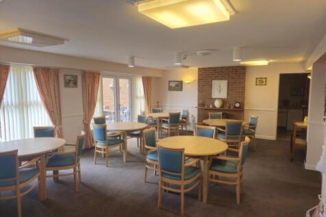 Glanford Lodge, Mason Drive, Scunthorpe photo 3