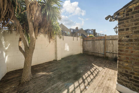 1362644-4-68e3c68...