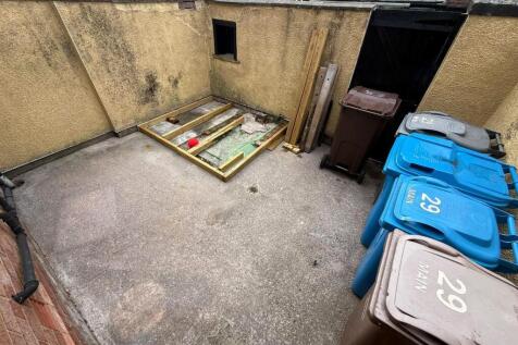 Rear Yard..jpeg