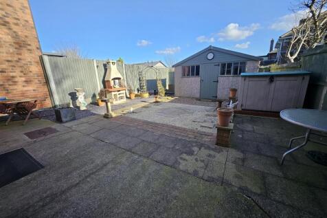 Enclosed Gardens