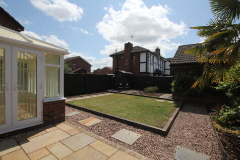 Toft Close, Saltney, Chester photo 4