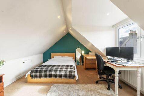 3 bed, 2 bath Flat in Leeds - Photo 16