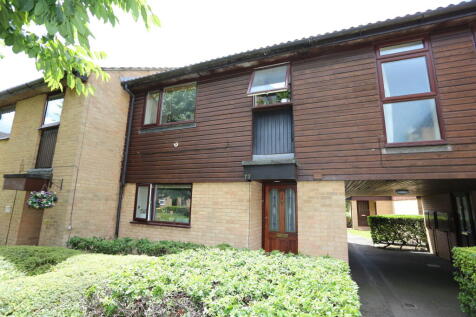 1 bedroom Semi Detached for rent