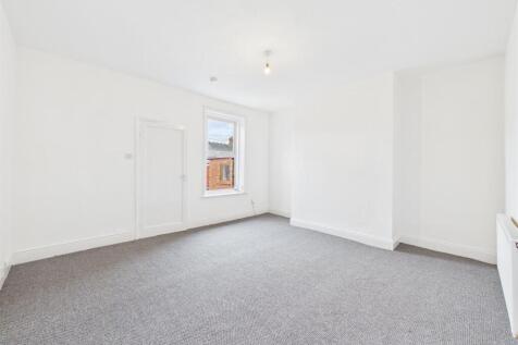 Clifton Avenue, Wallsend photo 4