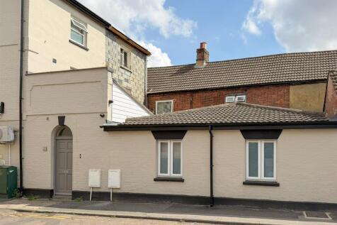 85b Fisherton front.jpg