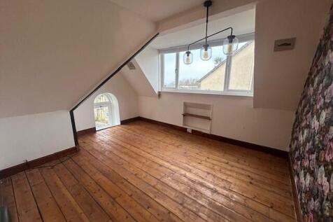L'Room 1