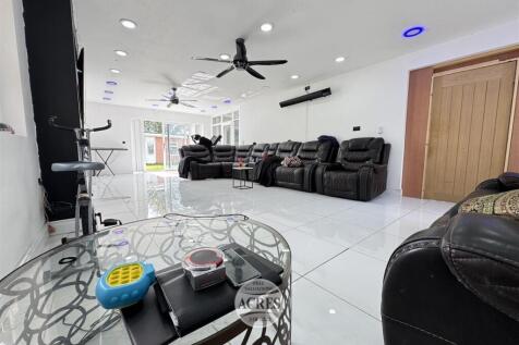 IMG_1615 (Large).jpg